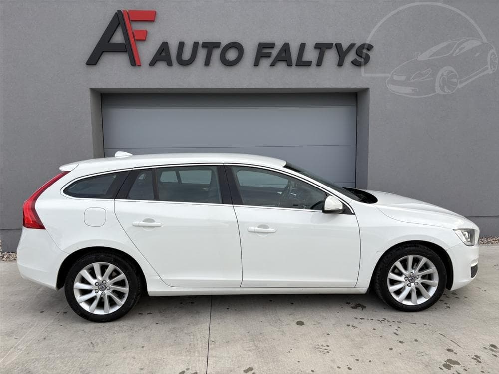 2016 Volvo V60 - 2