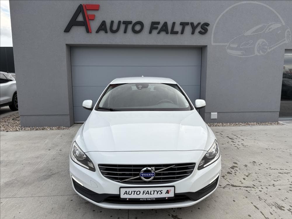 2016 Volvo V60 - 3