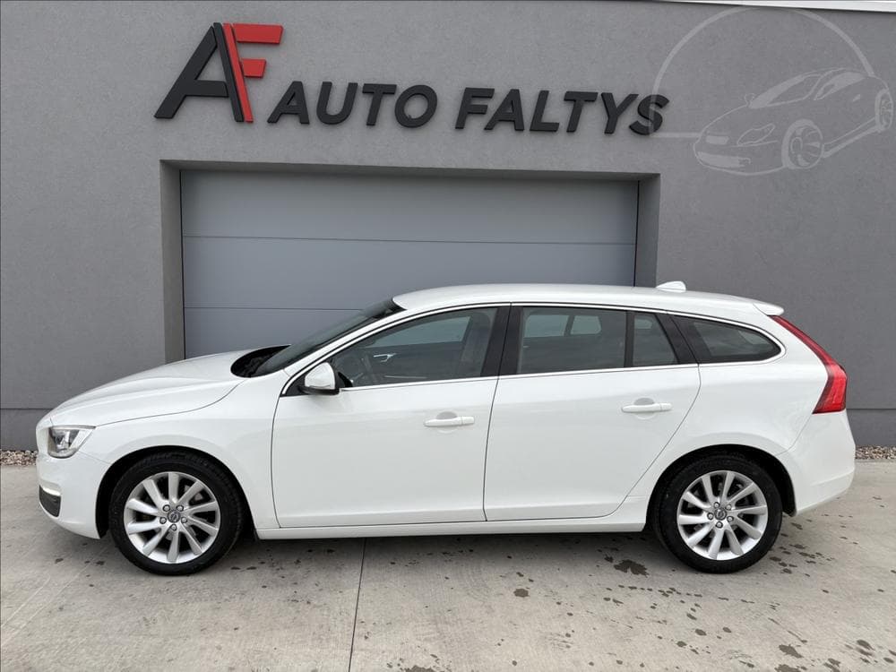 2016 Volvo V60 - 5