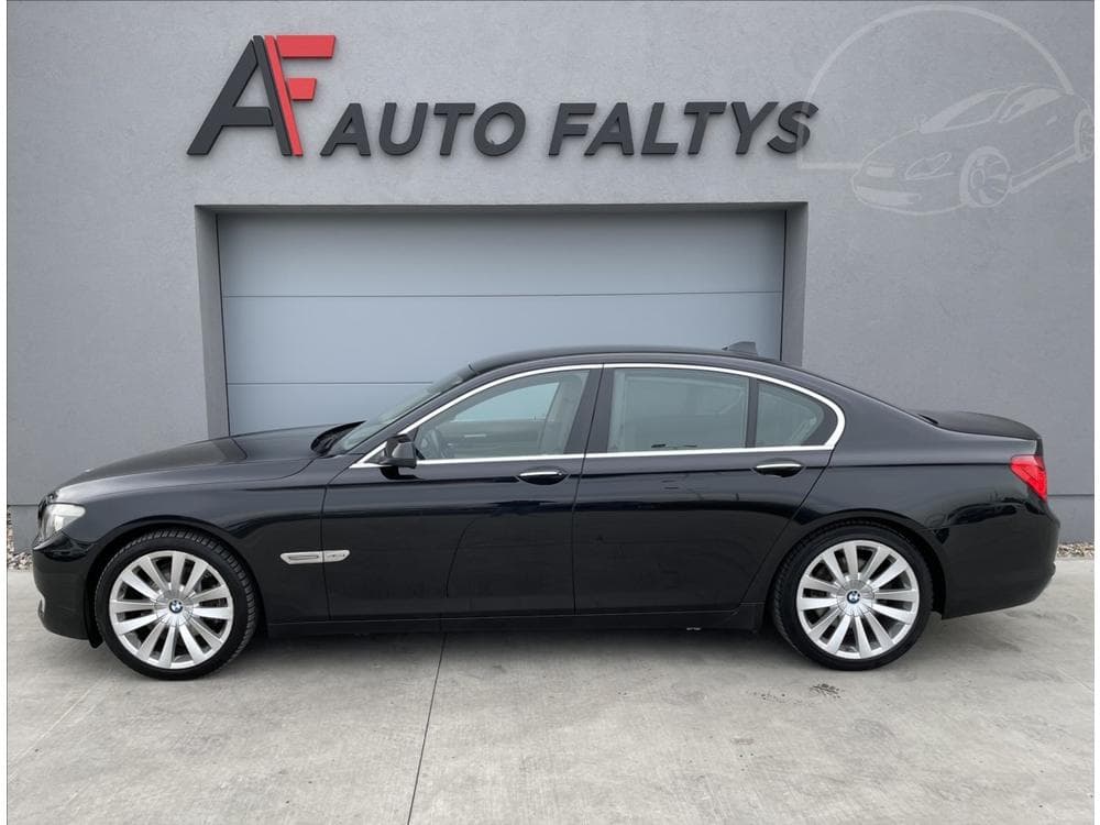 2012 BMW 7-SERIES - 6
