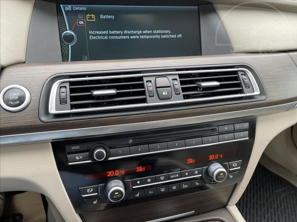 2012 BMW 7-SERIES - 12