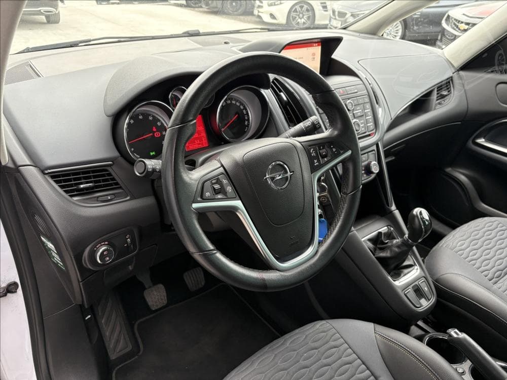 2014 Opel ZAFIRA - 13