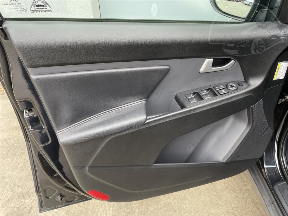 2011 Kia SPORTAGE - 16
