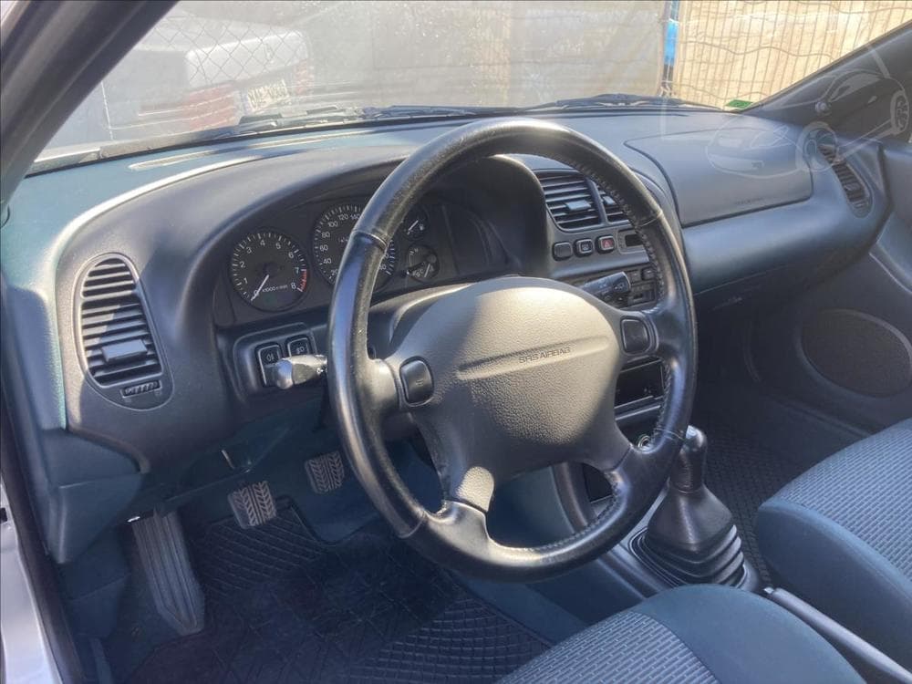 1996 Mazda 323 - 65