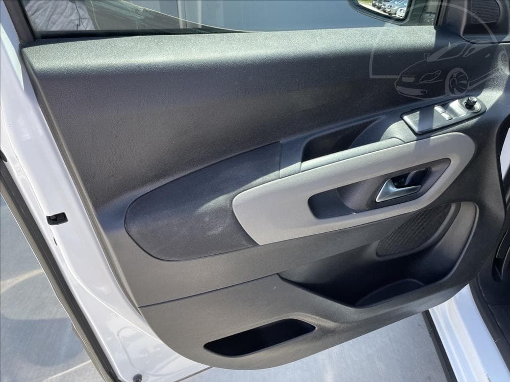 2020 Peugeot Rifter - 18