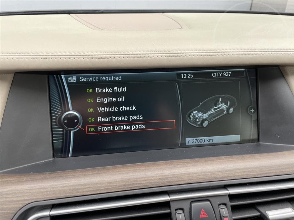 2012 BMW 7-SERIES - 18