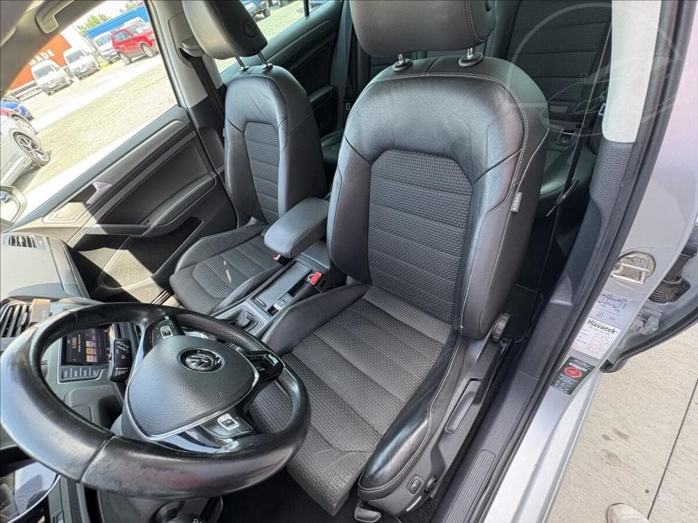 2013 Volkswagen GOLF - 20