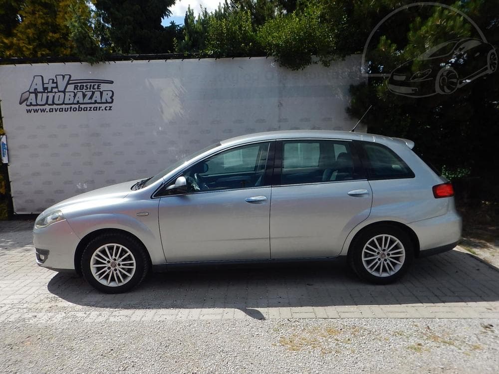 2011 Fiat CROMA