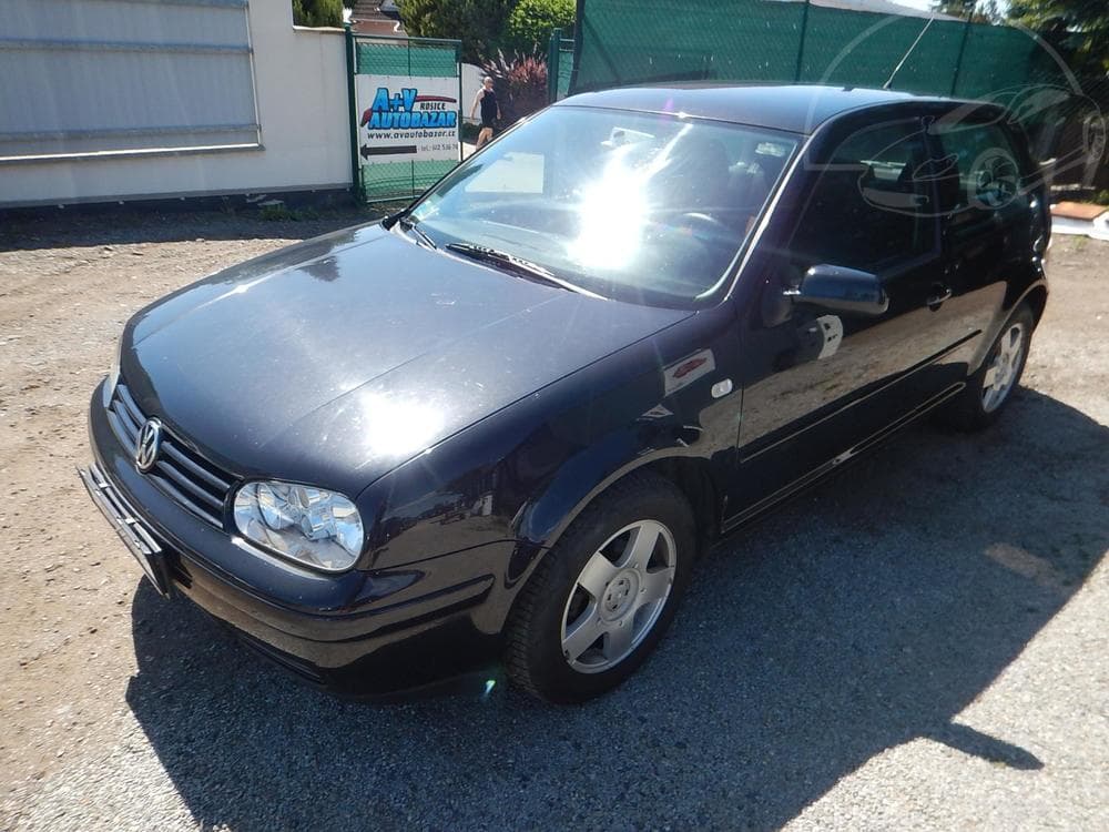 2000 Volkswagen GOLF - 2
