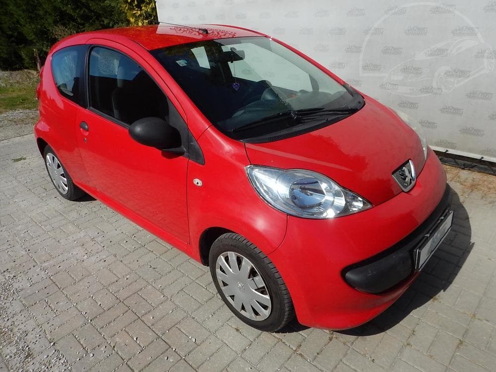 2008 Peugeot 107 - 13