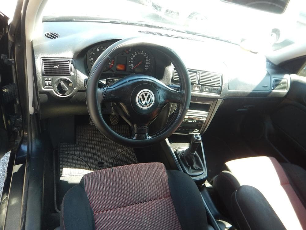 2000 Volkswagen GOLF - 11