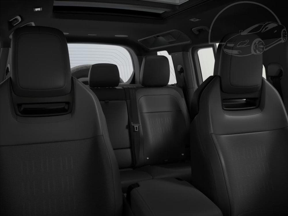 2026 Land Rover DEFENDER - 11