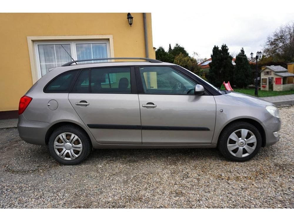 2011 Škoda FABIA - 7