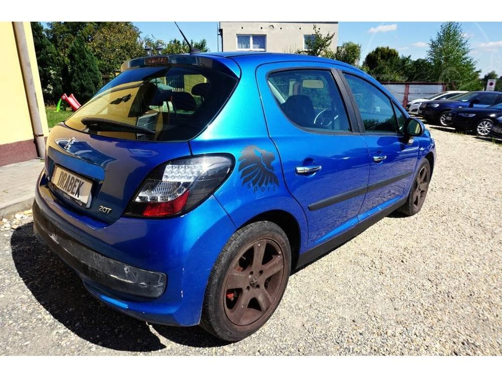 2006 Peugeot 207 - 6
