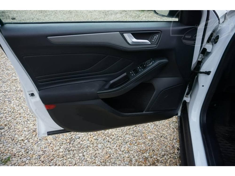 2019 Ford FOCUS - 7