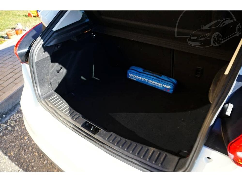 2017 Ford Focus - 11