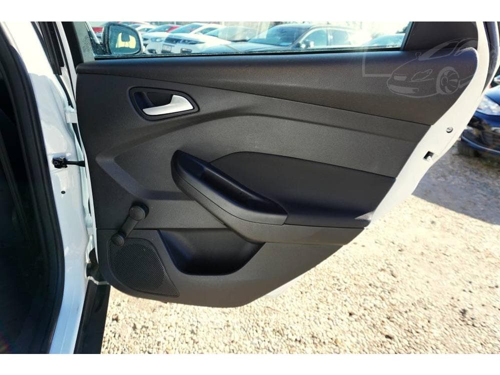 2017 Ford Focus - 13