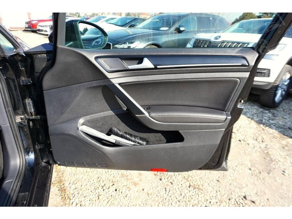 2014 Volkswagen GOLF - 14