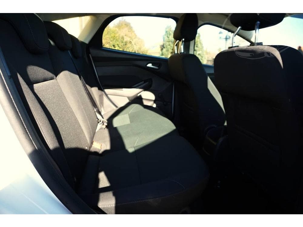 2017 Ford Focus - 14