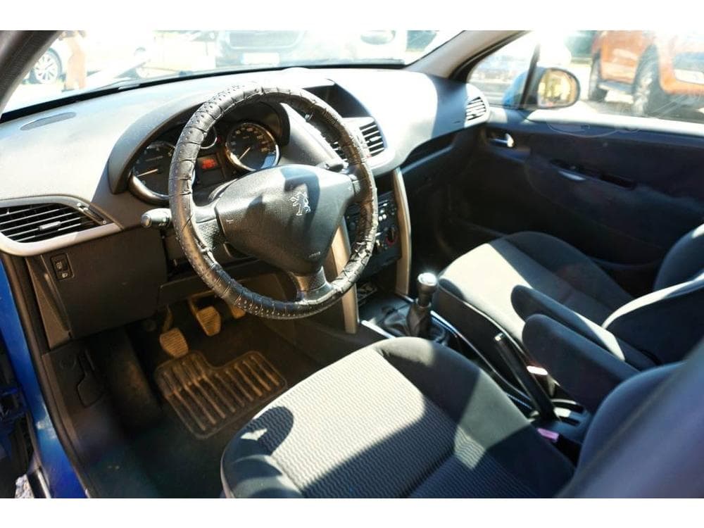 2006 Peugeot 207 - 18