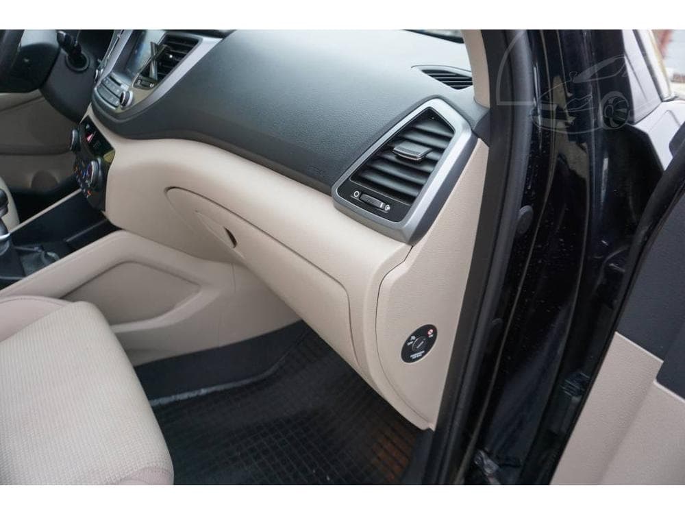 2016 Hyundai Tucson - 18