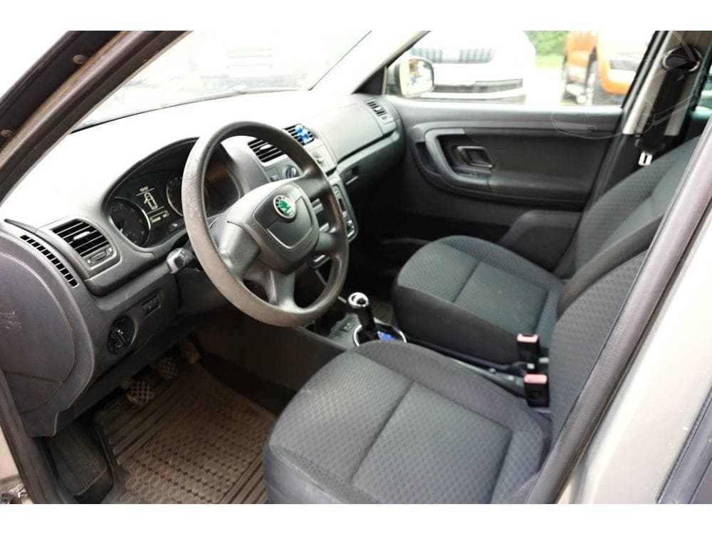2011 Škoda FABIA - 37