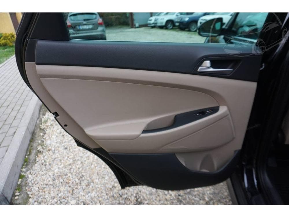 2016 Hyundai Tucson - 20