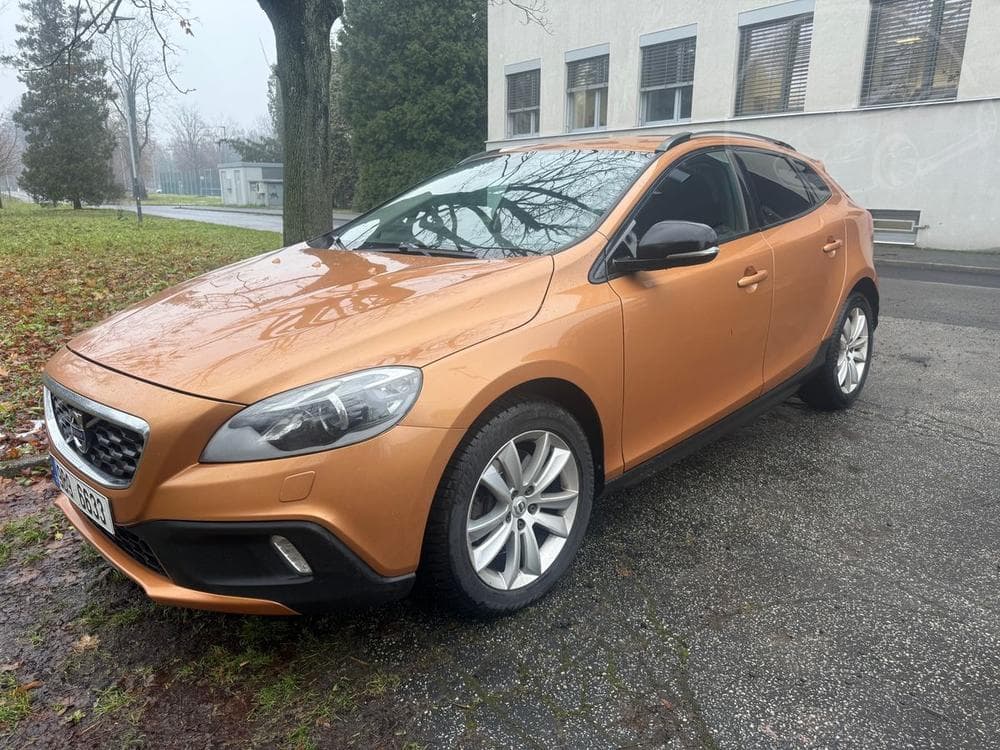Volvo V40