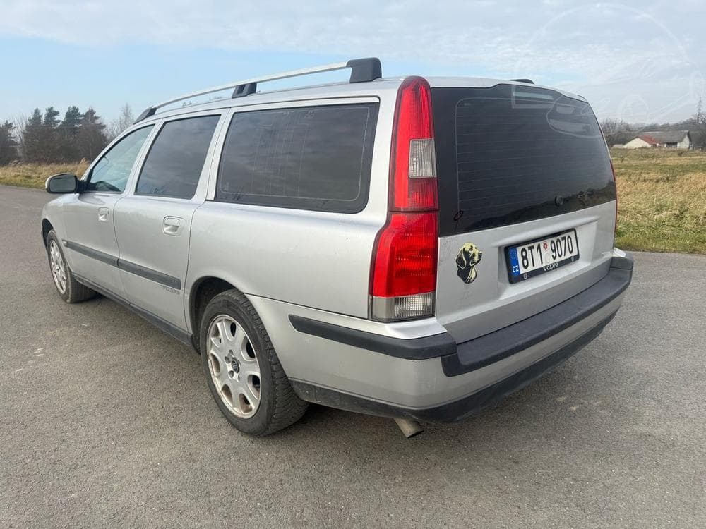 2000 Volvo V70 - 3