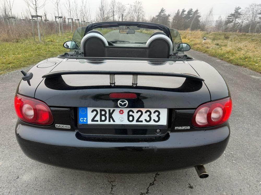 2004 Mazda MX-5 - 4
