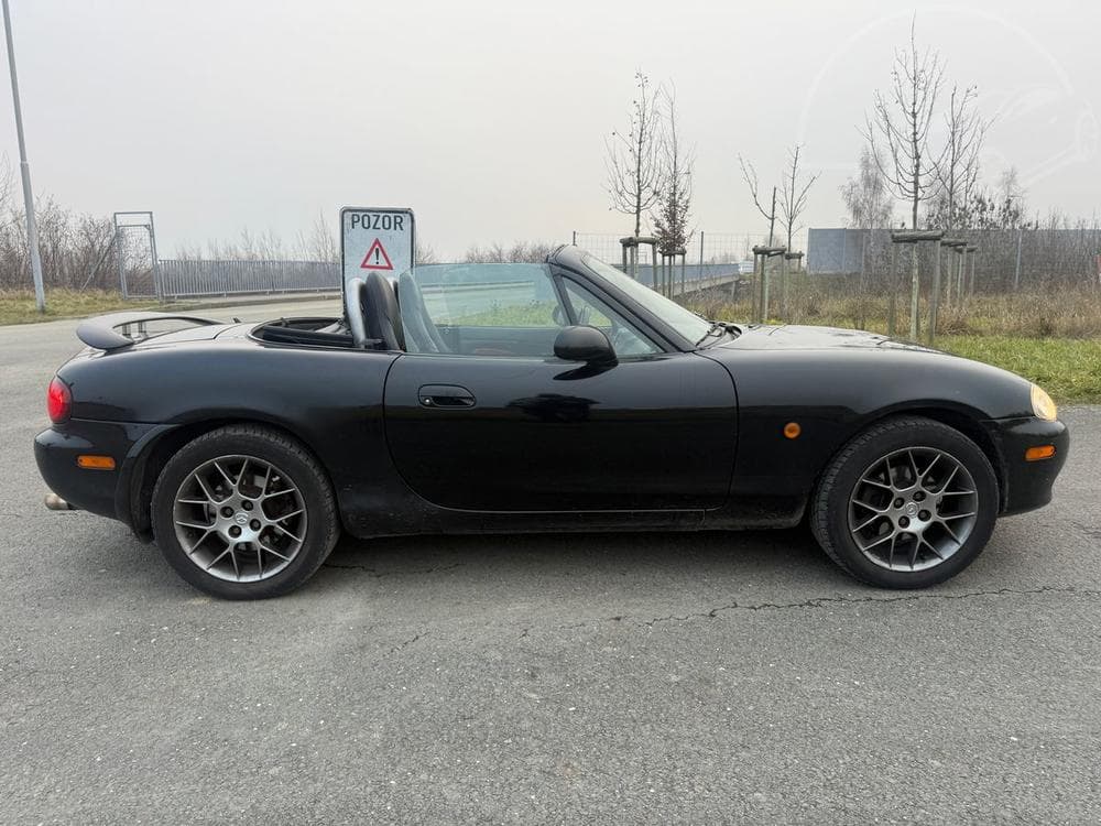 2004 Mazda MX-5 - 6
