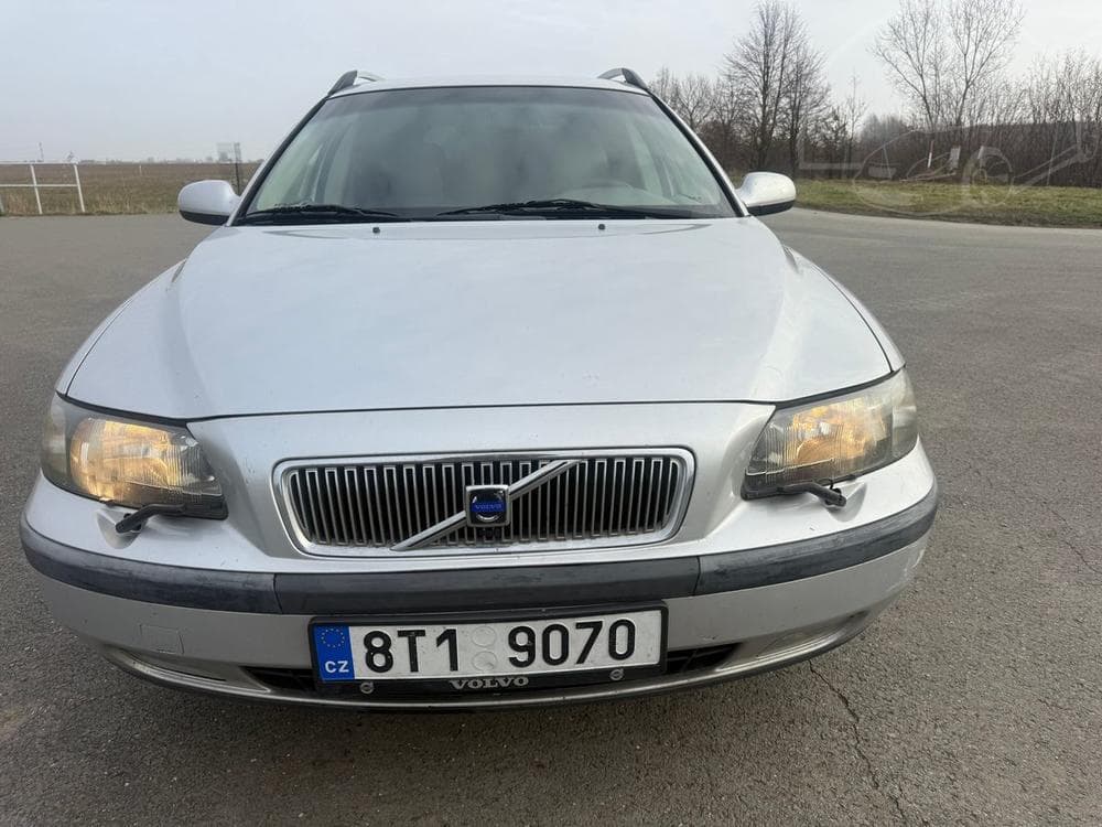 2000 Volvo V70 - 8