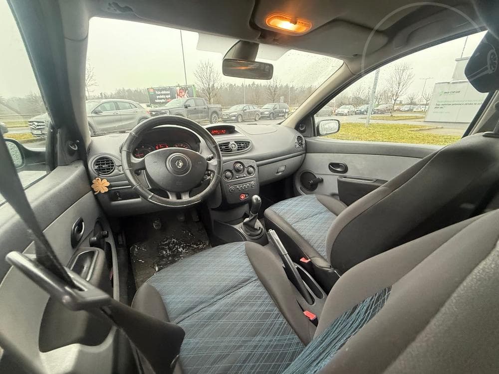 2007 Renault CLIO - 9