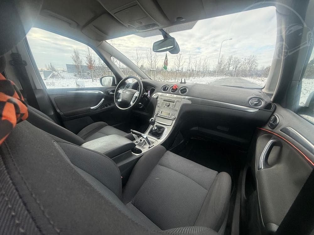 2007 Ford S-MAX - 10