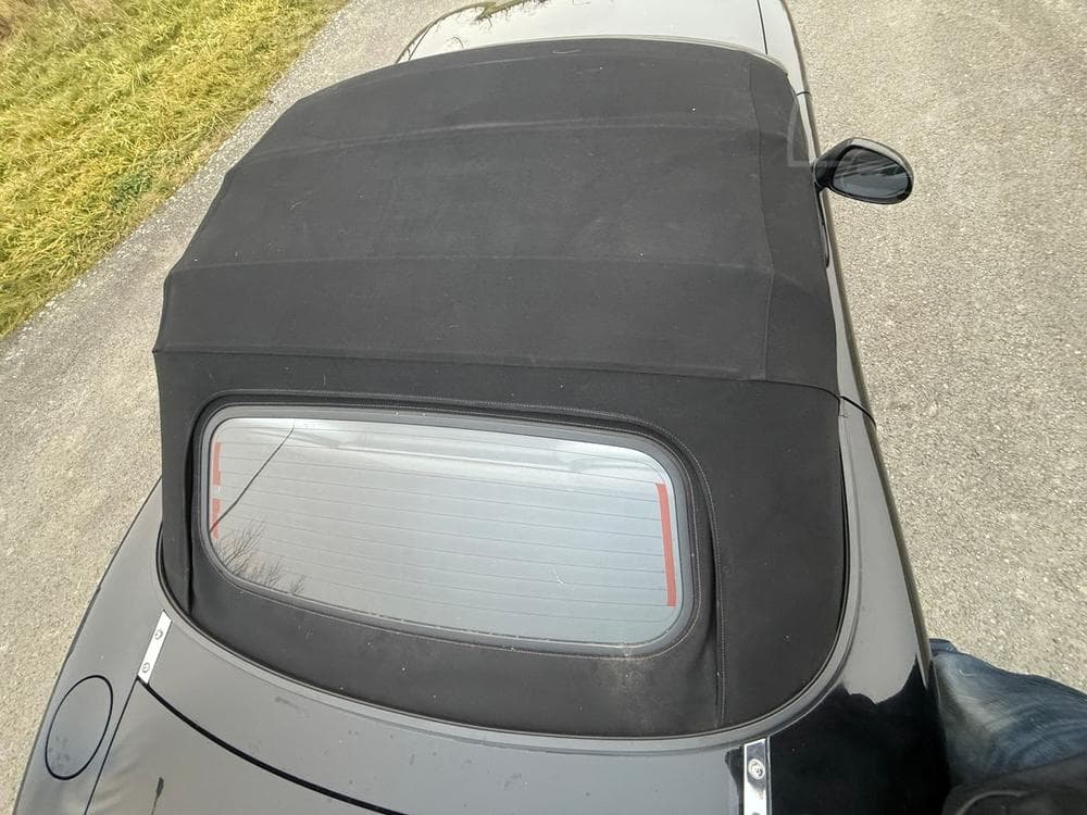 2004 Mazda MX-5 - 18