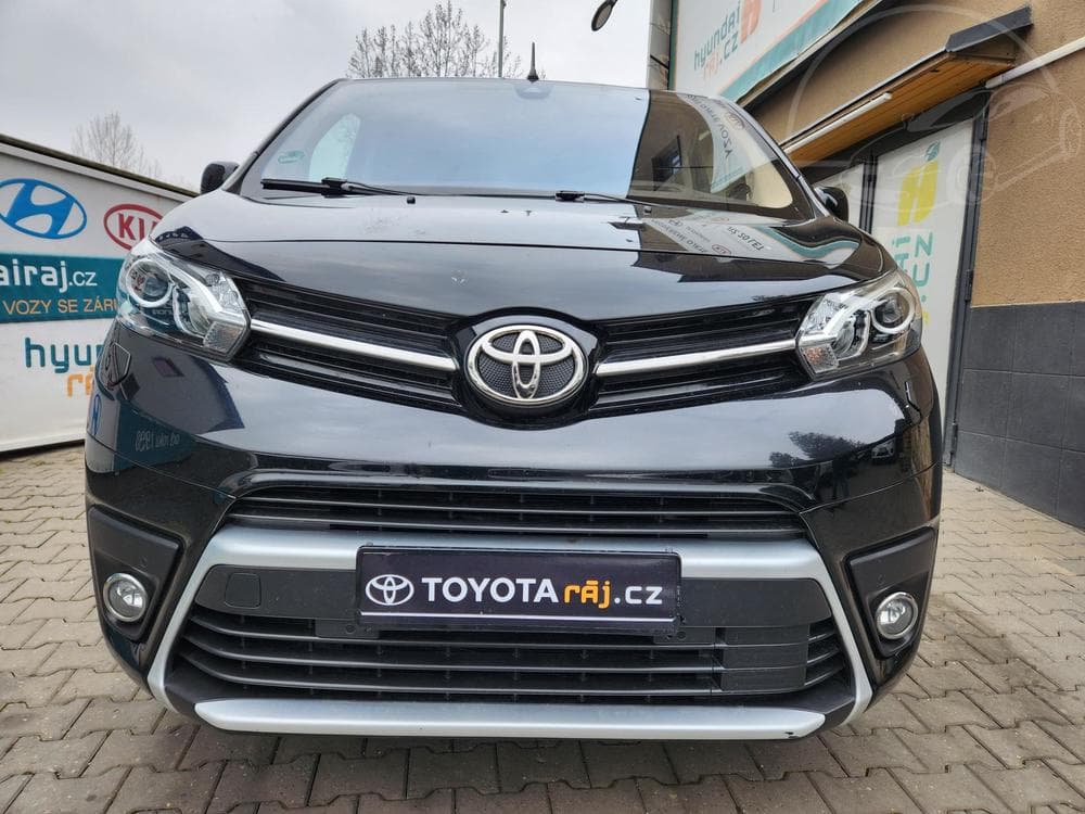 Toyota ProAce 2.0-7míst-tažné2,4t-VIP VÝBAVA