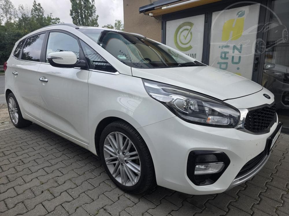 2018 Kia CARENS - 3