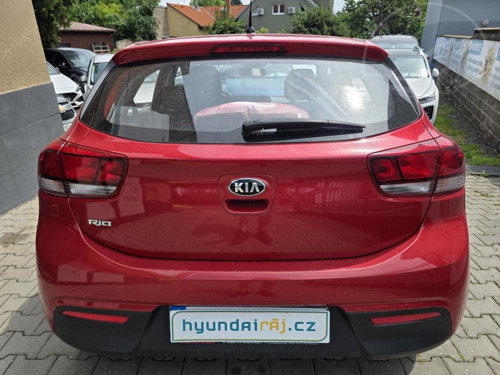 2018 Kia RIO - 6