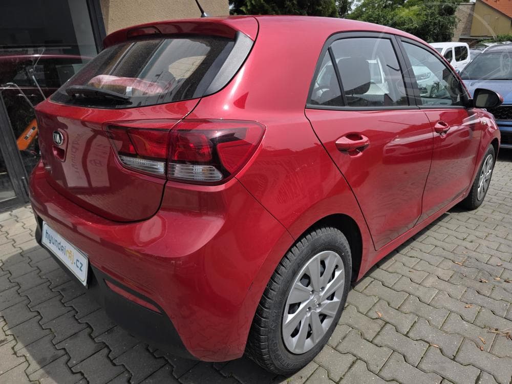 2018 Kia RIO - 8