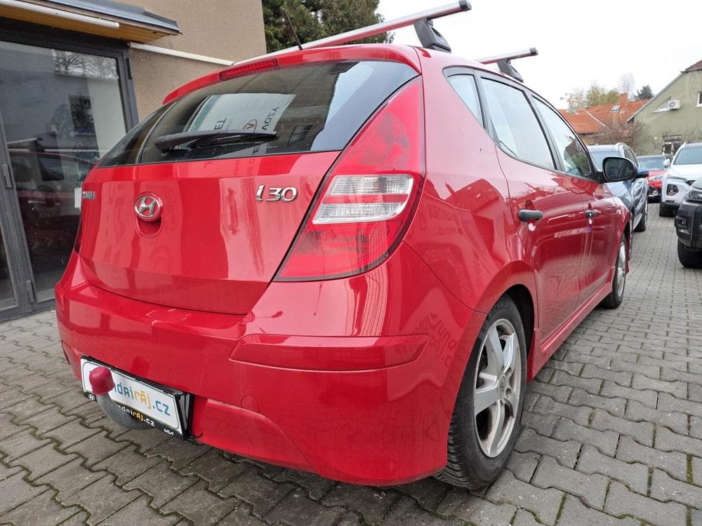 2010 Hyundai i30 - 10