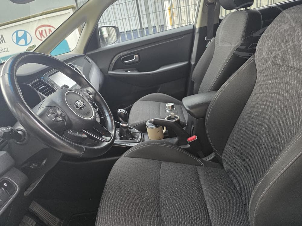 2018 Kia CARENS - 14