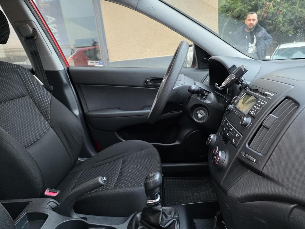 2010 Hyundai i30 - 14