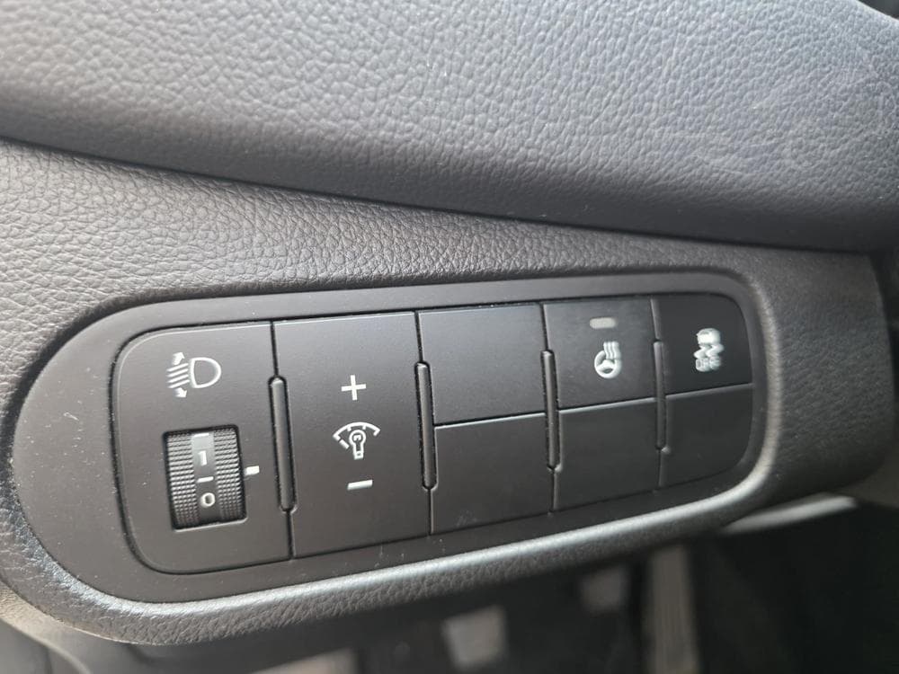 2018 Kia CARENS - 15