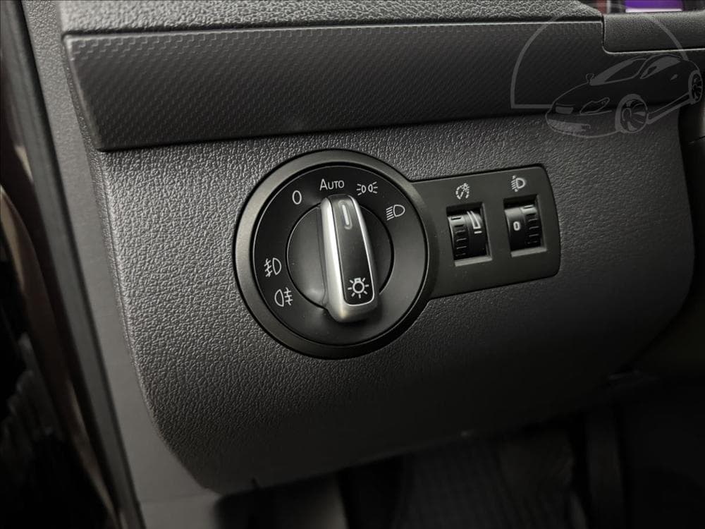 2011 Volkswagen Caddy - 8