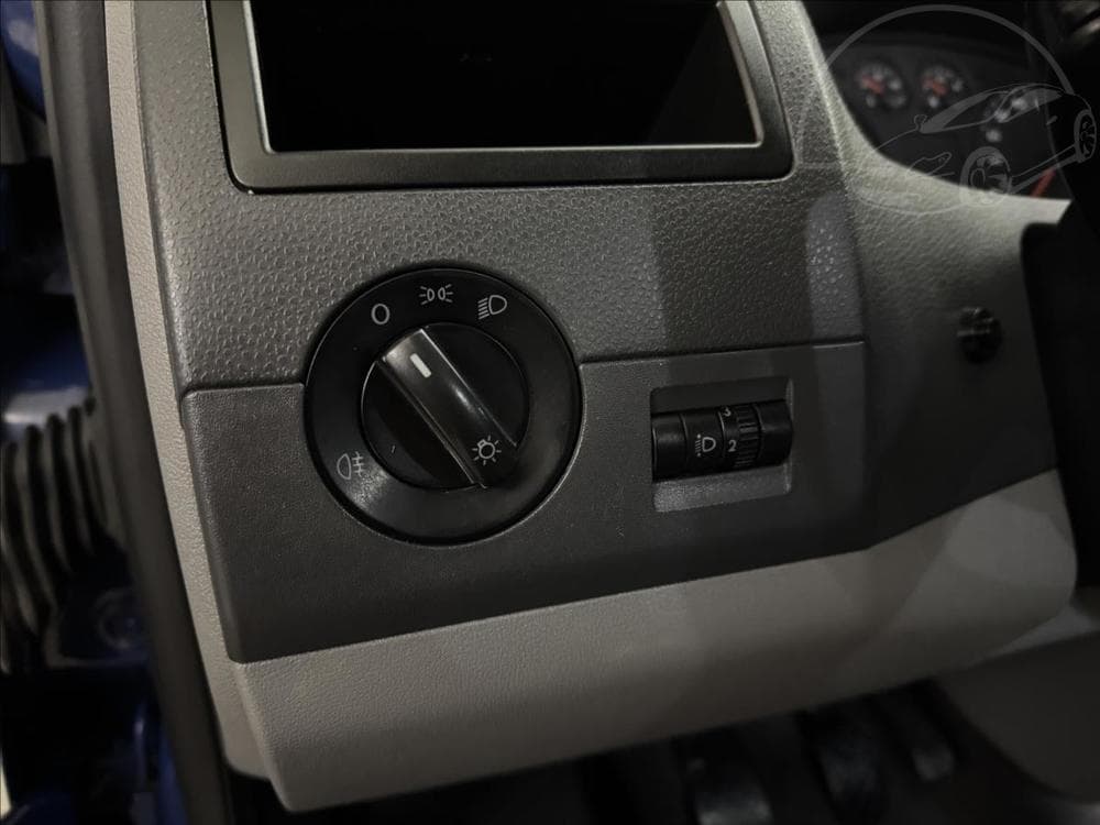 2009 Volkswagen TRANSPORTER - 8