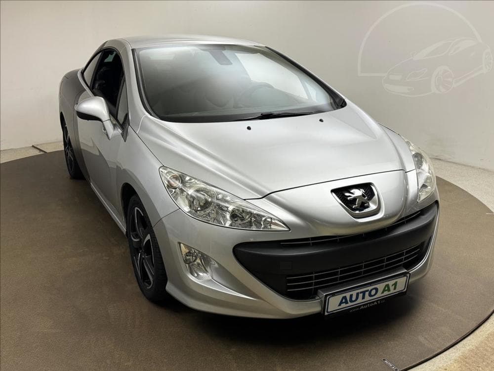 2011 Peugeot 308 - 9