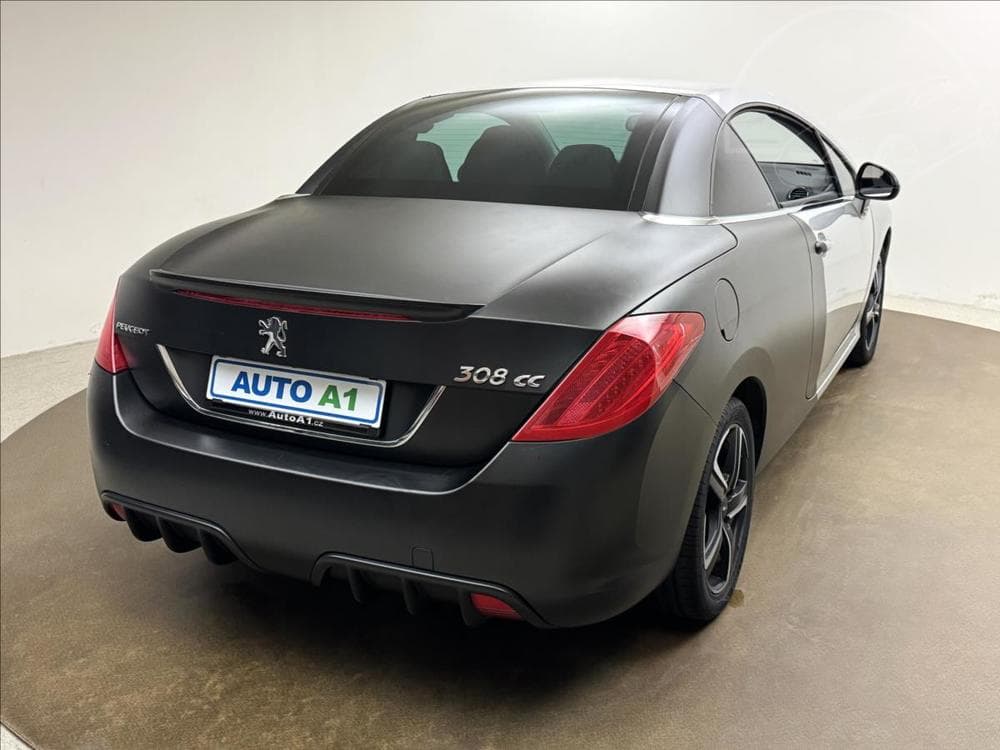 2011 Peugeot 308 - 10