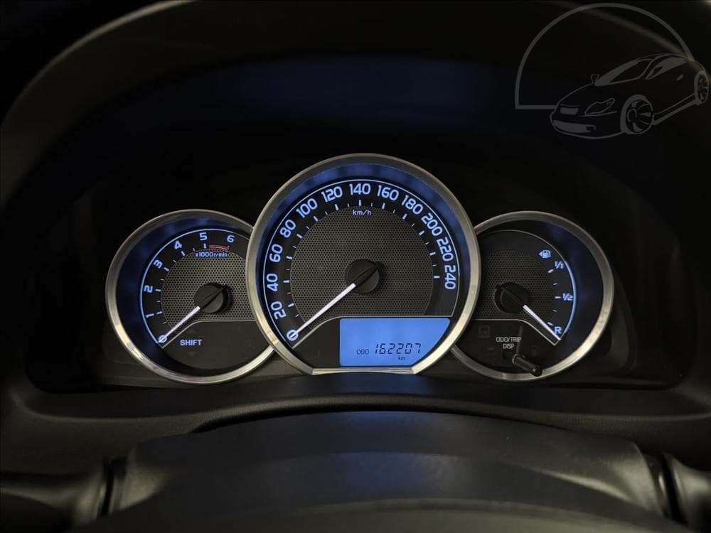 2015 Toyota AURIS - 12