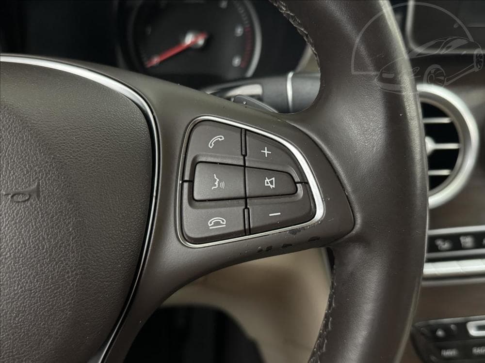 2015 Mercedes-Benz Glc - 12