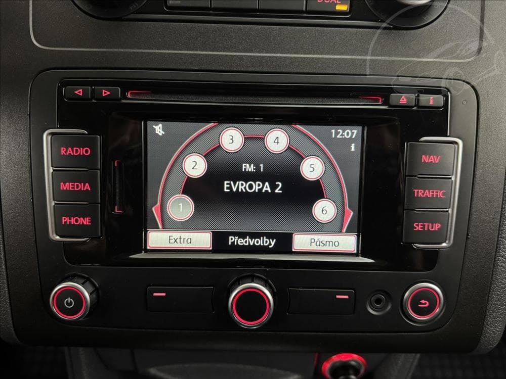 2011 Volkswagen Caddy - 14